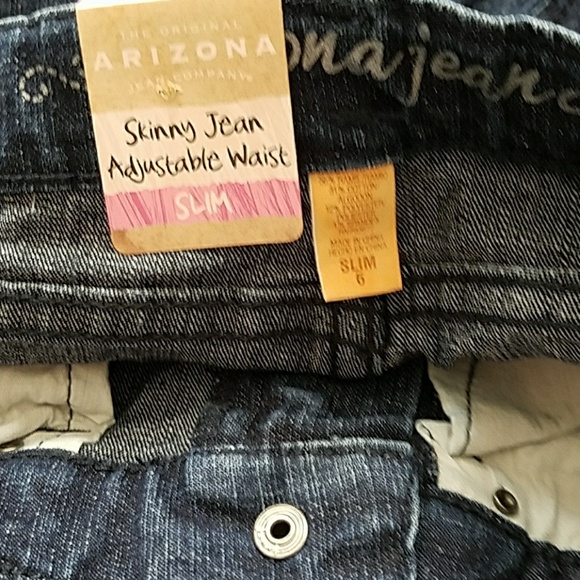 Jeans - Picture 6 of 7